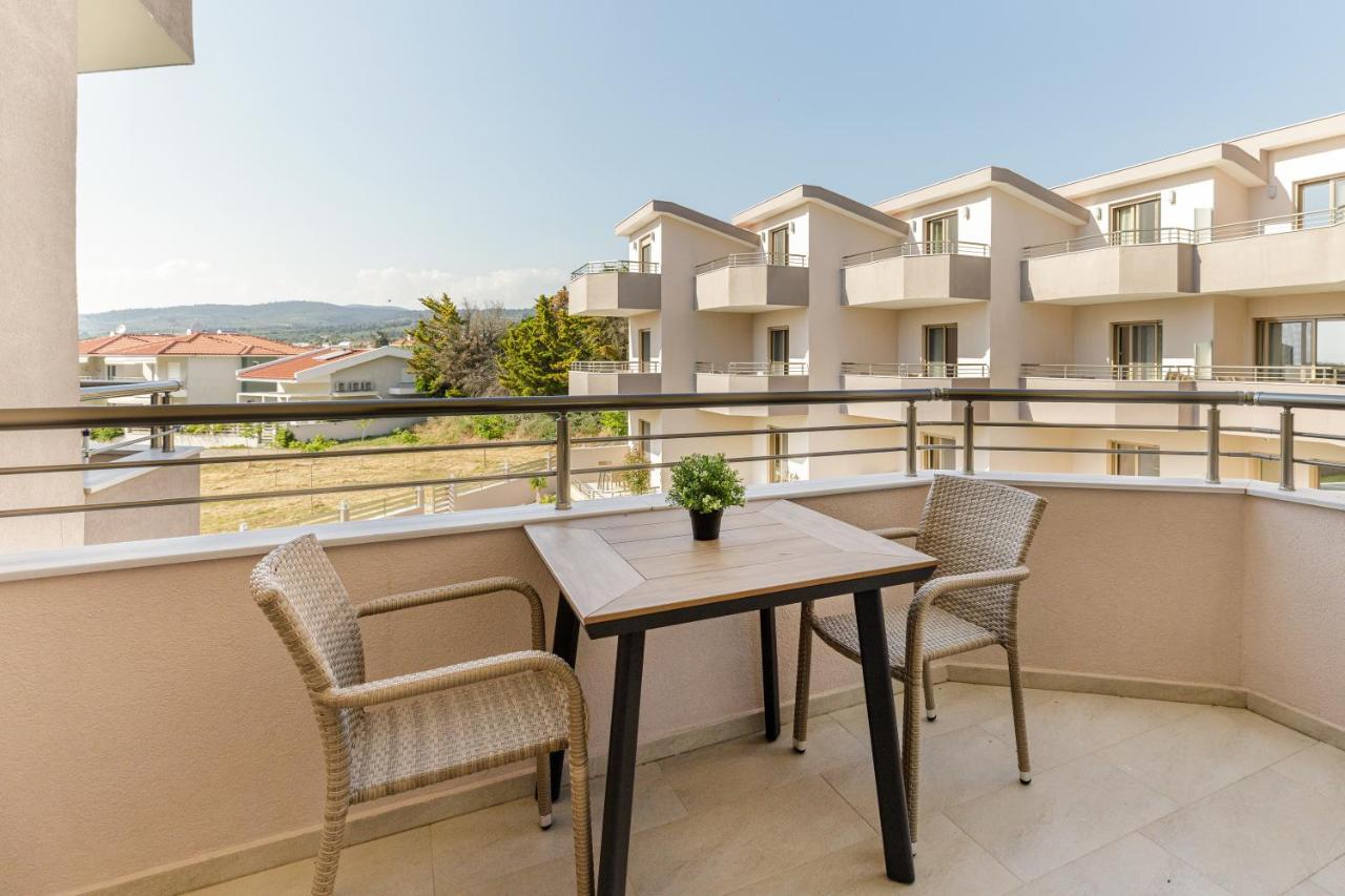 Aria Garden Suites Nikiti  Esterno foto