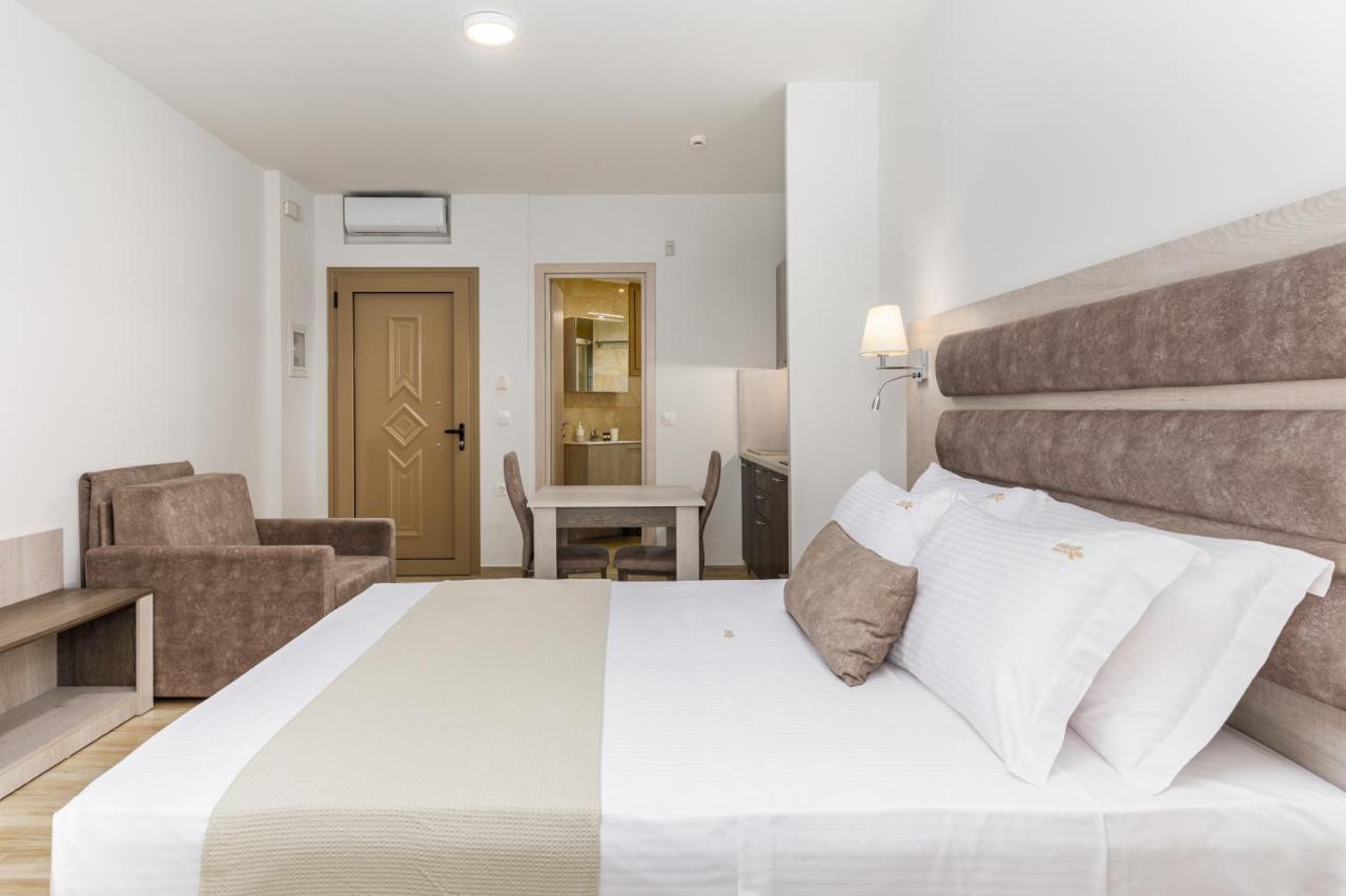 Aria Garden Suites Nikiti  Esterno foto