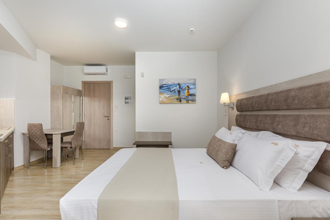 Aria Garden Suites Nikiti  Esterno foto