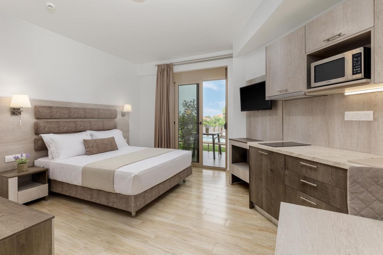 Aria Garden Suites Nikiti  Esterno foto