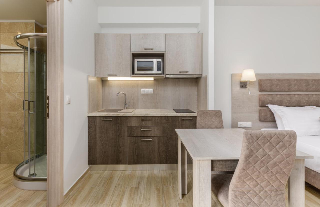 Aria Garden Suites Nikiti  Esterno foto